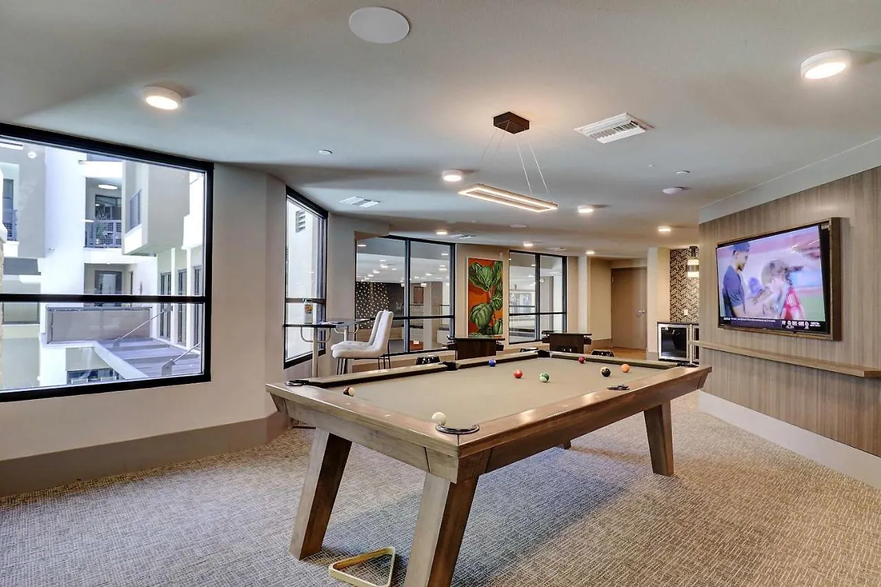 Διαμέρισμα Private Rooftop Terrance-Walk Score 81-Shopping District-King Bed-Parking 4021 Σκότσντεϊλ Ηνωμένες Πολιτείες της Αμερικής