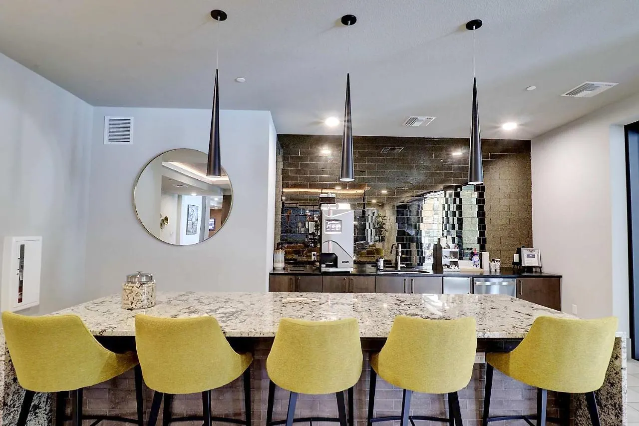 Διαμέρισμα Private Rooftop Terrance-Walk Score 81-Shopping District-King Bed-Parking 4021 Σκότσντεϊλ