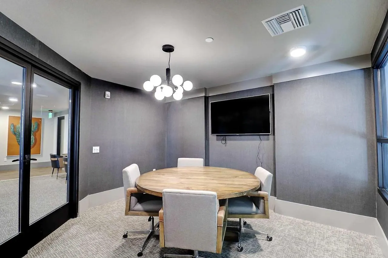 Διαμέρισμα Private Rooftop Terrance-Walk Score 81-Shopping District-King Bed-Parking 4021 Σκότσντεϊλ Ηνωμένες Πολιτείες της Αμερικής