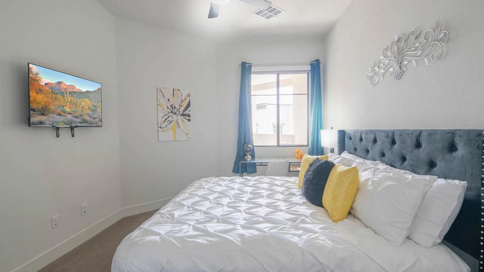 Private Rooftop Terrance-Walk Score 81-Shopping District-King Bed-Parking 4021 Σκότσντεϊλ Ηνωμένες Πολιτείες της Αμερικής