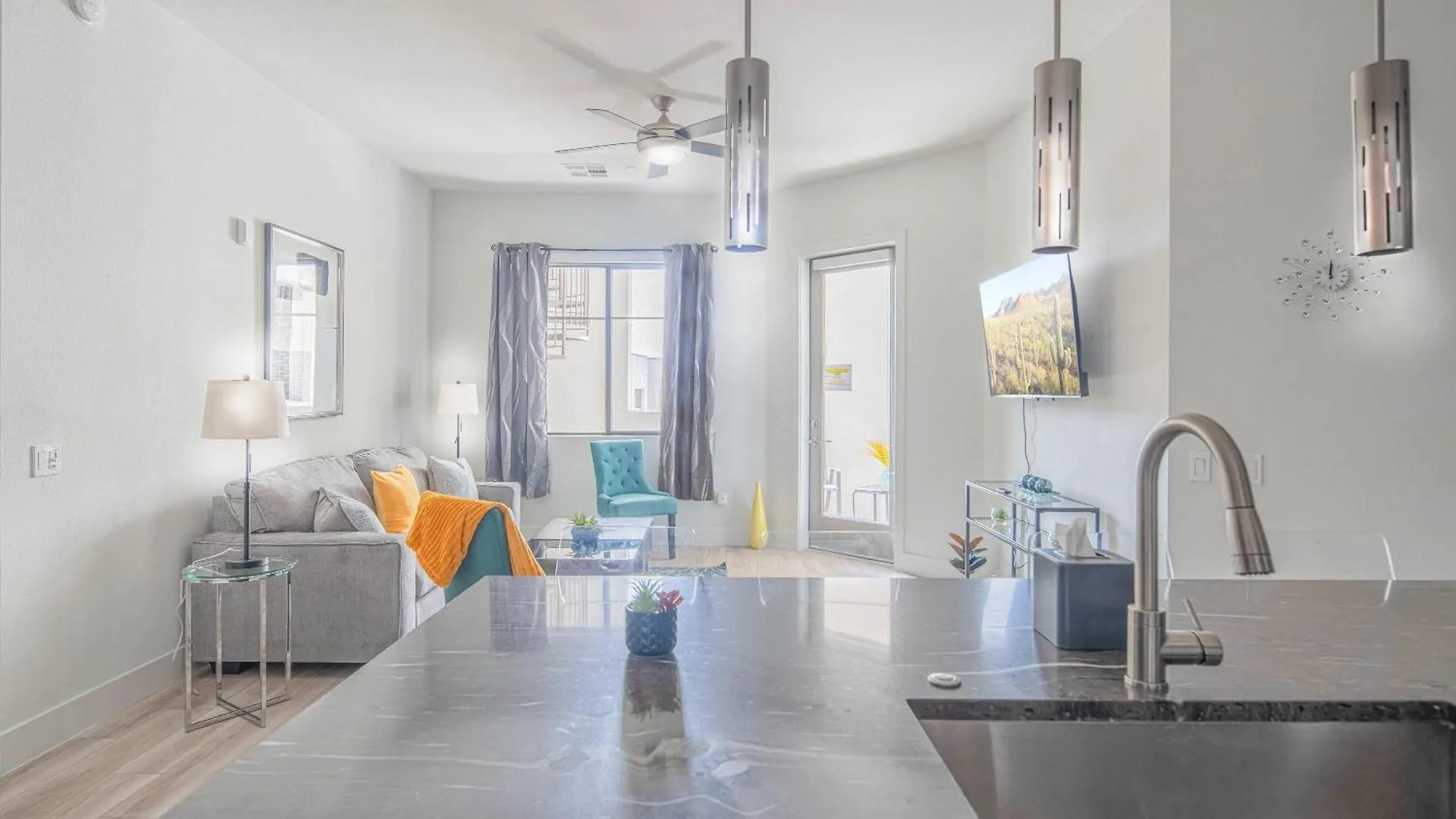 Private Rooftop Terrance-Walk Score 81-Shopping District-King Bed-Parking 4021 Σκότσντεϊλ Ηνωμένες Πολιτείες της Αμερικής